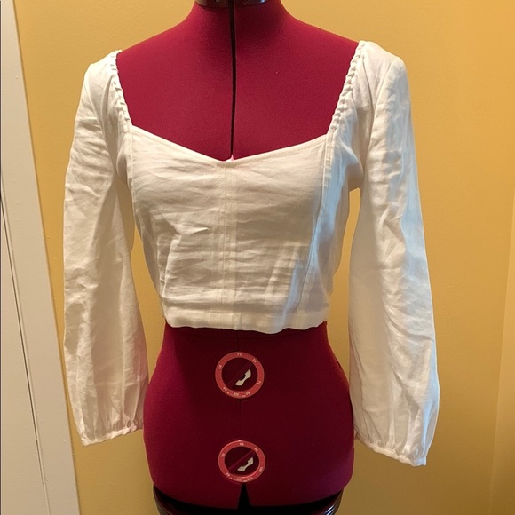 Babaton Tops - Babaton Hadwyn White Fitted Crop Blouse